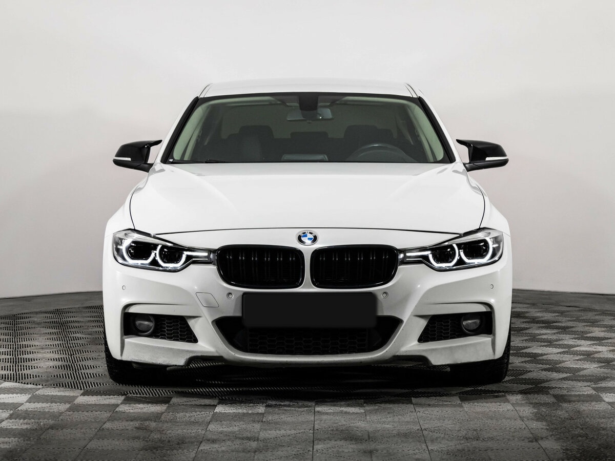 Б/У БМВ 3 серии 2016 года. Фото: #1