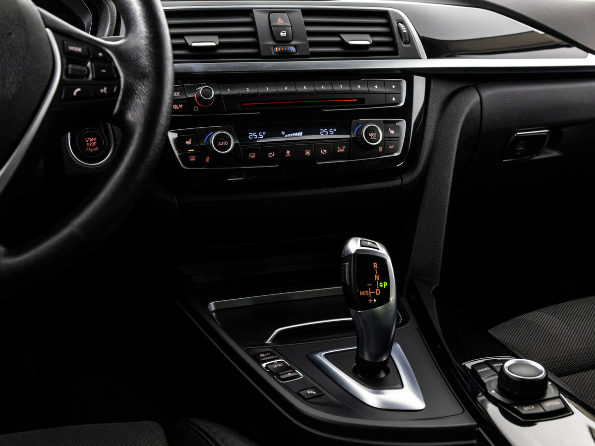 Б/У БМВ 3 серии 2016 года. Фото: #9