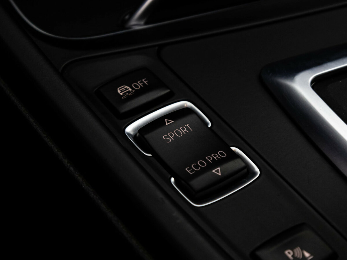 Б/У БМВ 3 серии 2016 года. Фото: #12