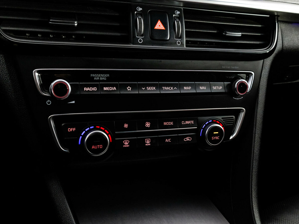 Б/У Киа Оптима 2018 года. Фото: #18