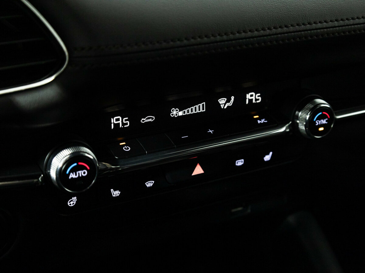 Б/У Мазда 3 2019 года. Фото: #17