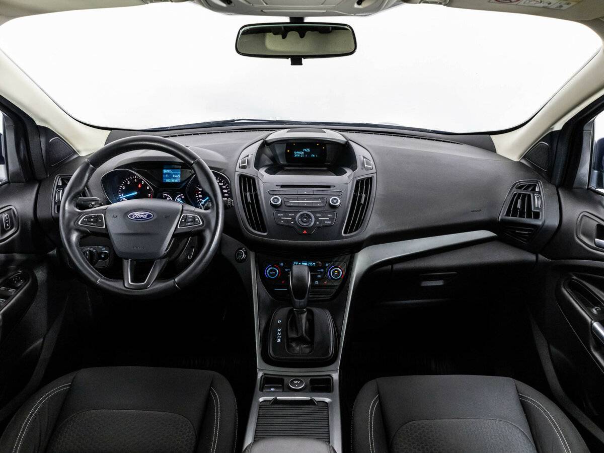 Б/У Форд Куга 2017 года. Фото: #7