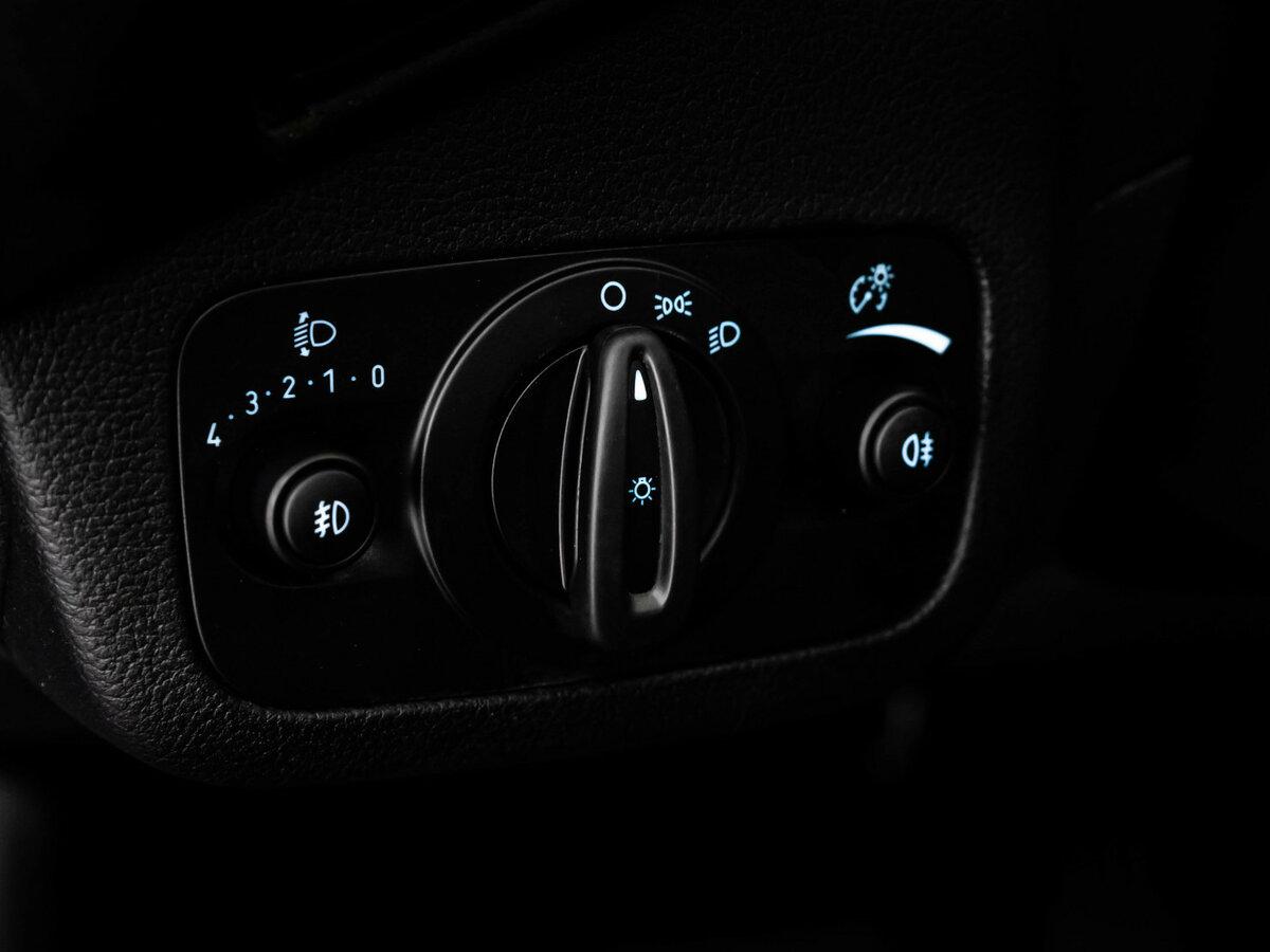 Б/У Форд Куга 2017 года. Фото: #12