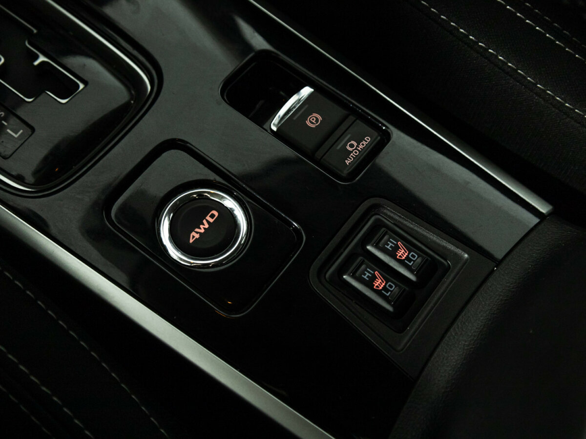 Б/У Митсубиши Оутлэндер 2018 года. Фото: #15