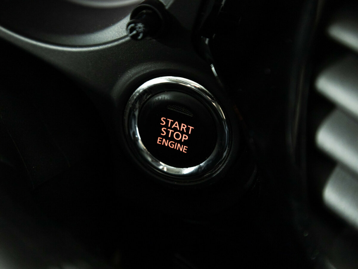 Б/У Митсубиши Оутлэндер 2018 года. Фото: #16