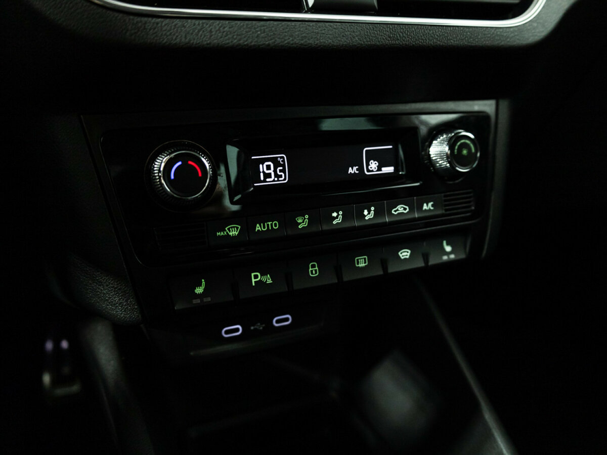 Б/У Шкода Рапид 2021 года. Фото: #16