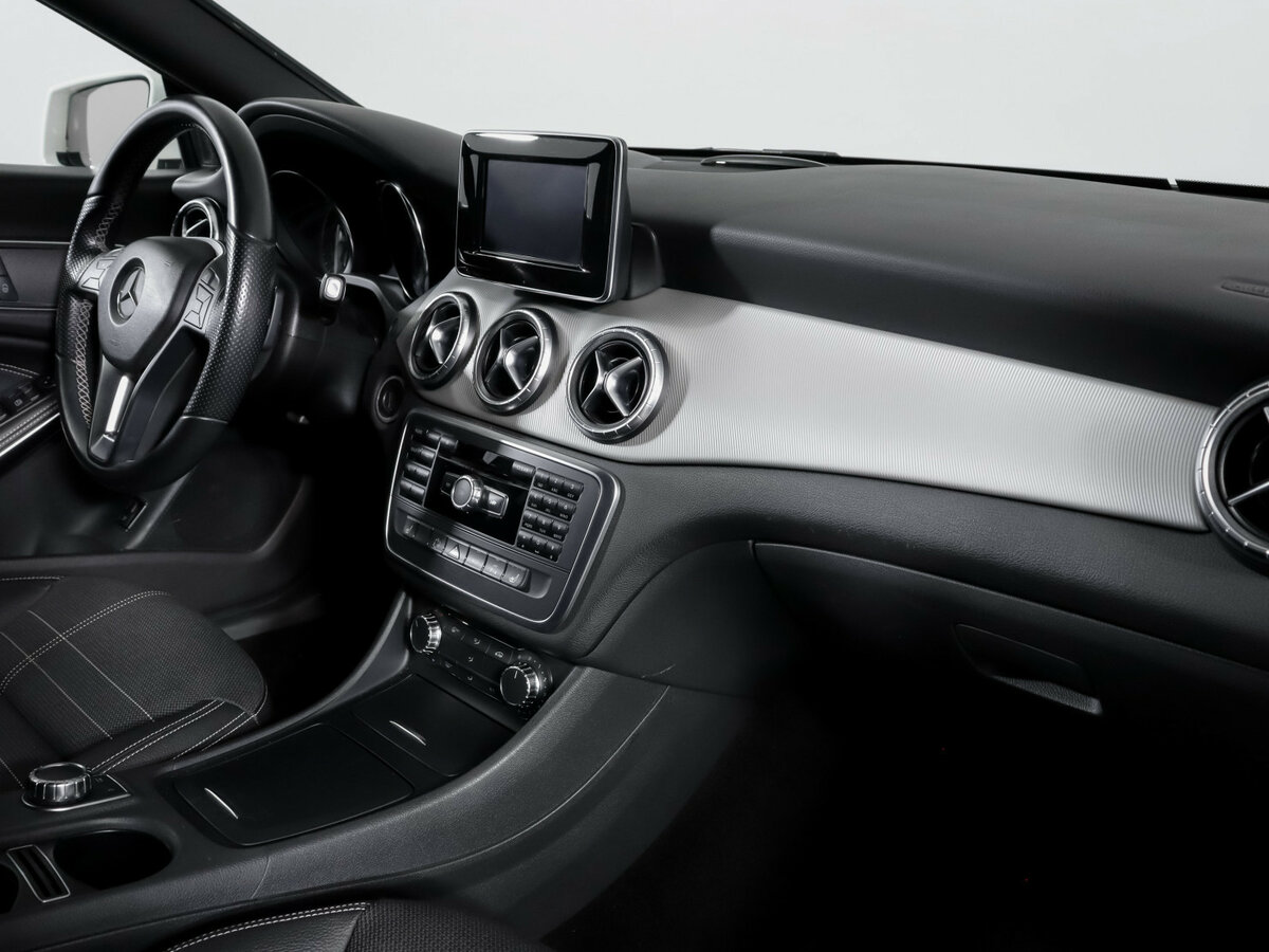 Б/У Мерседес-Бенц КЛА 2014 года. Фото: #6