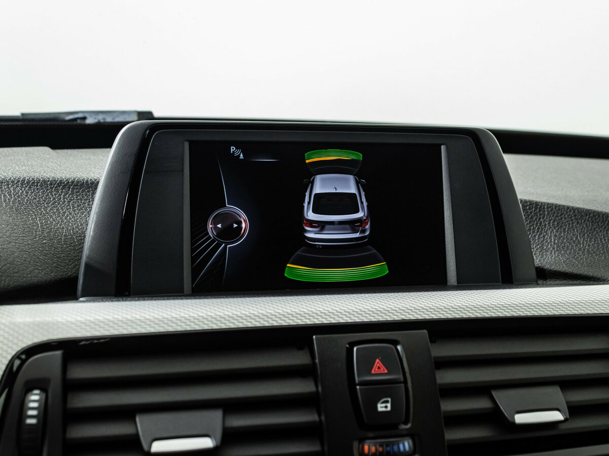 Б/У БМВ 3 серии 2015 года. Фото: #11