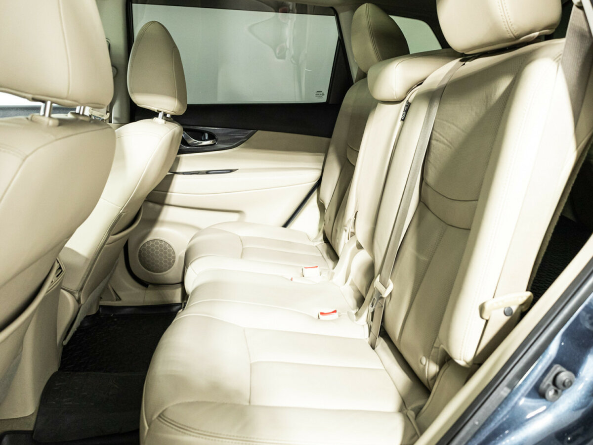 Б/У Ниссан Икс-Трейл 2015 года. Фото: #7