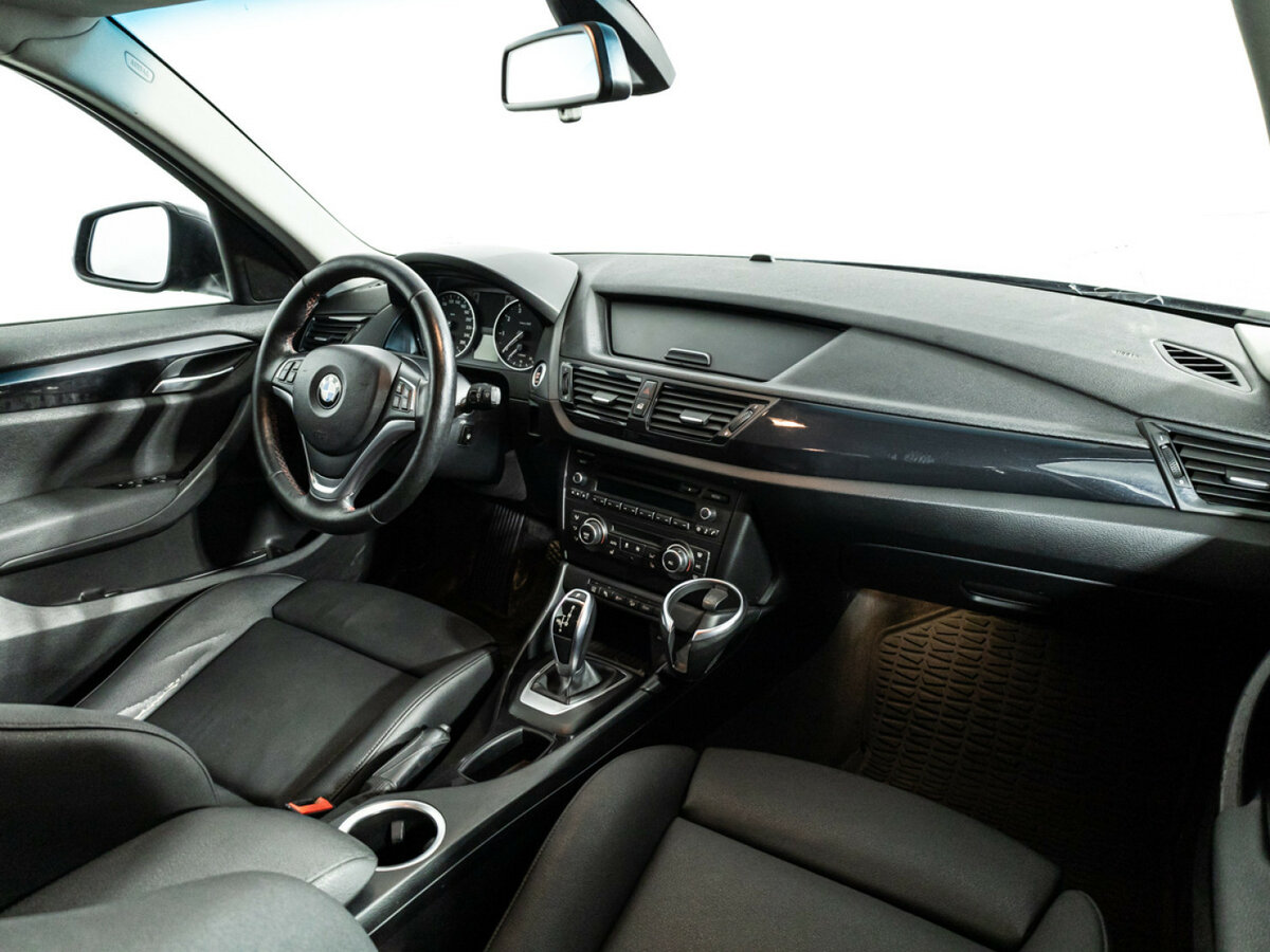 Б/У БМВ Икс1 2013 года. Фото: #8