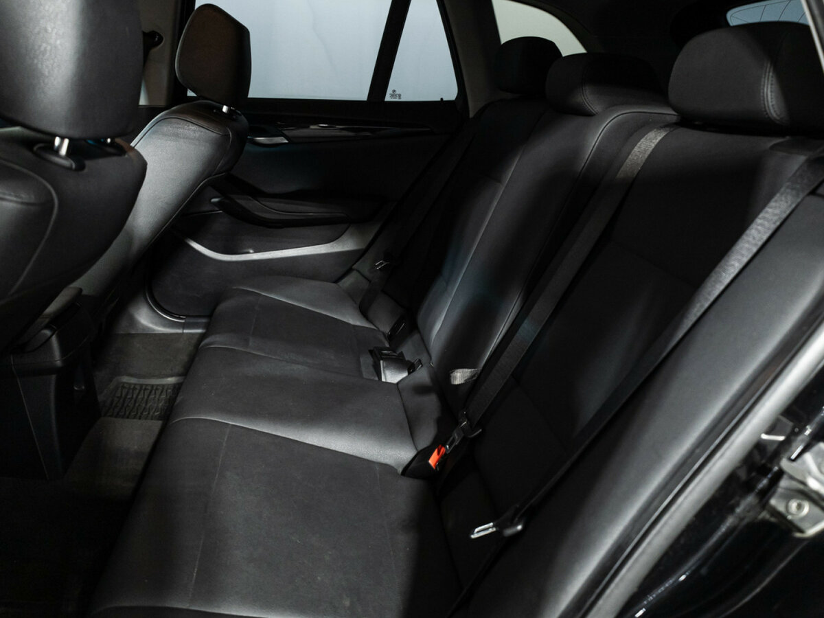 Б/У БМВ Икс1 2013 года. Фото: #9