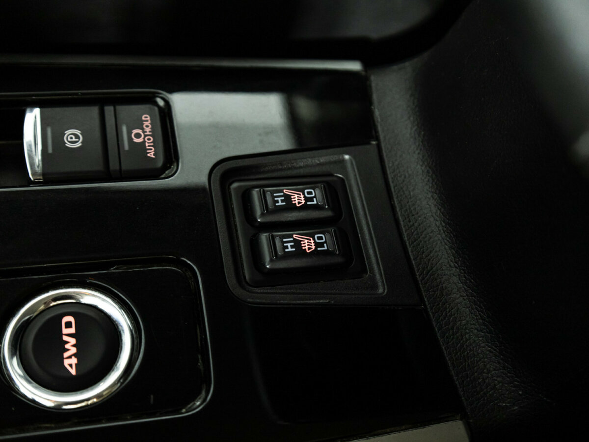 Б/У Митсубиши Оутлэндер 2019 года. Фото: #18