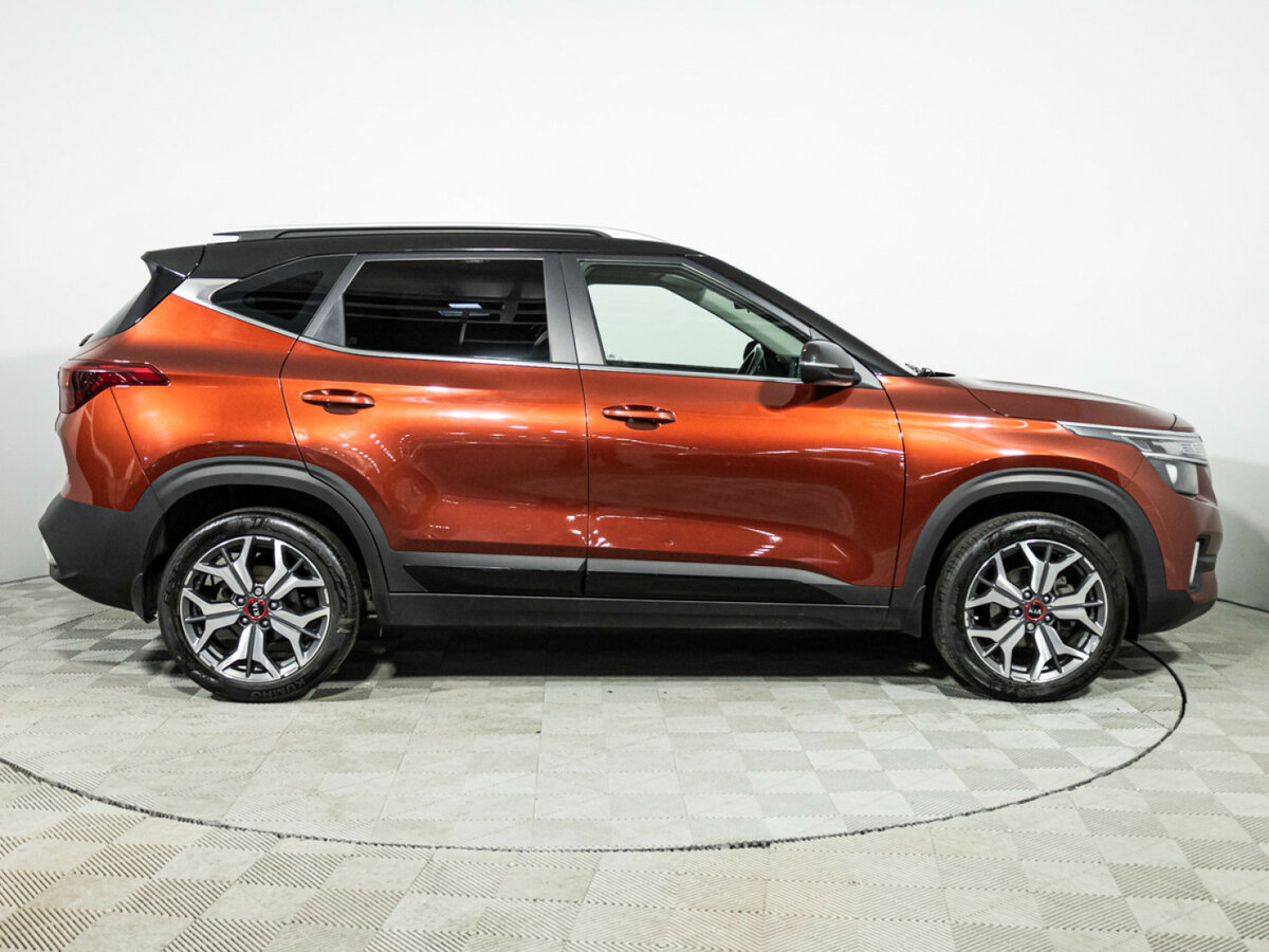 Б/У Киа Сельтос 2020 года. Фото: #3