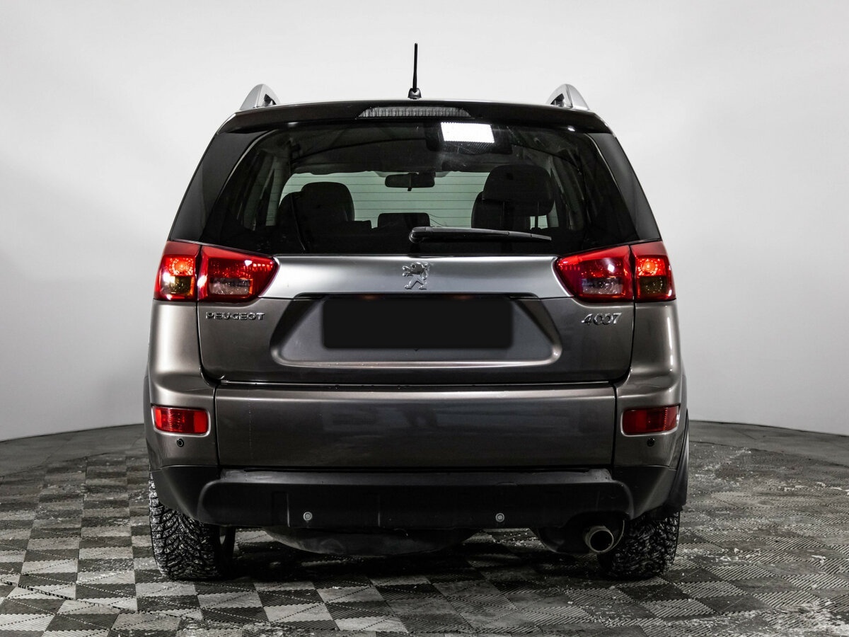 Б/У Пежо 4007 2012 года. Фото: #4