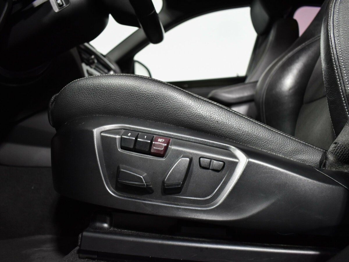 Б/У БМВ Икс4 2015 года. Фото: #16