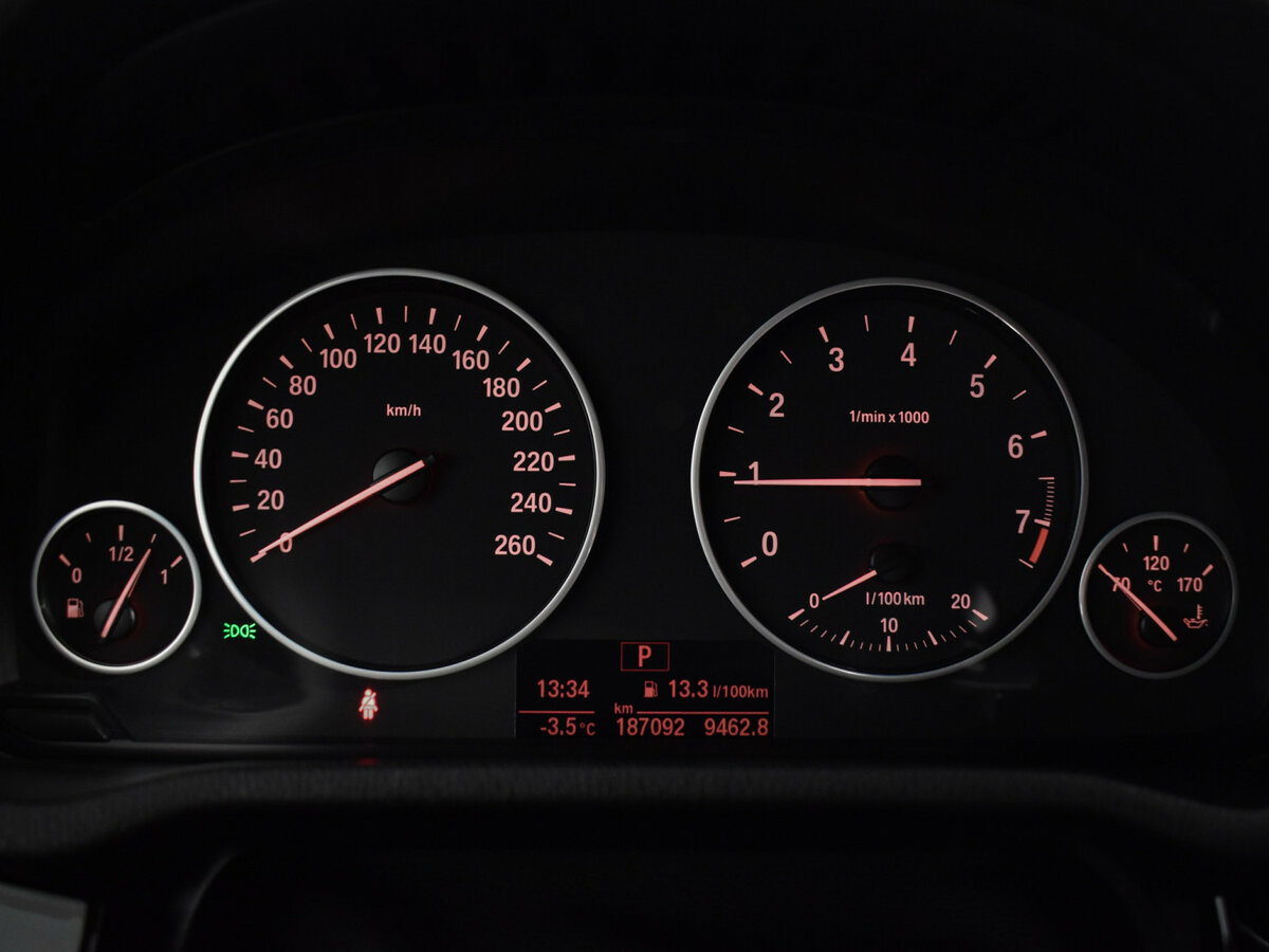 Б/У БМВ Икс4 2015 года. Фото: #21