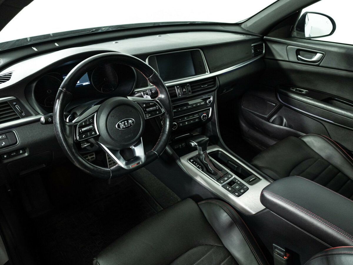 Б/У Киа Оптима 2018 года. Фото: #10