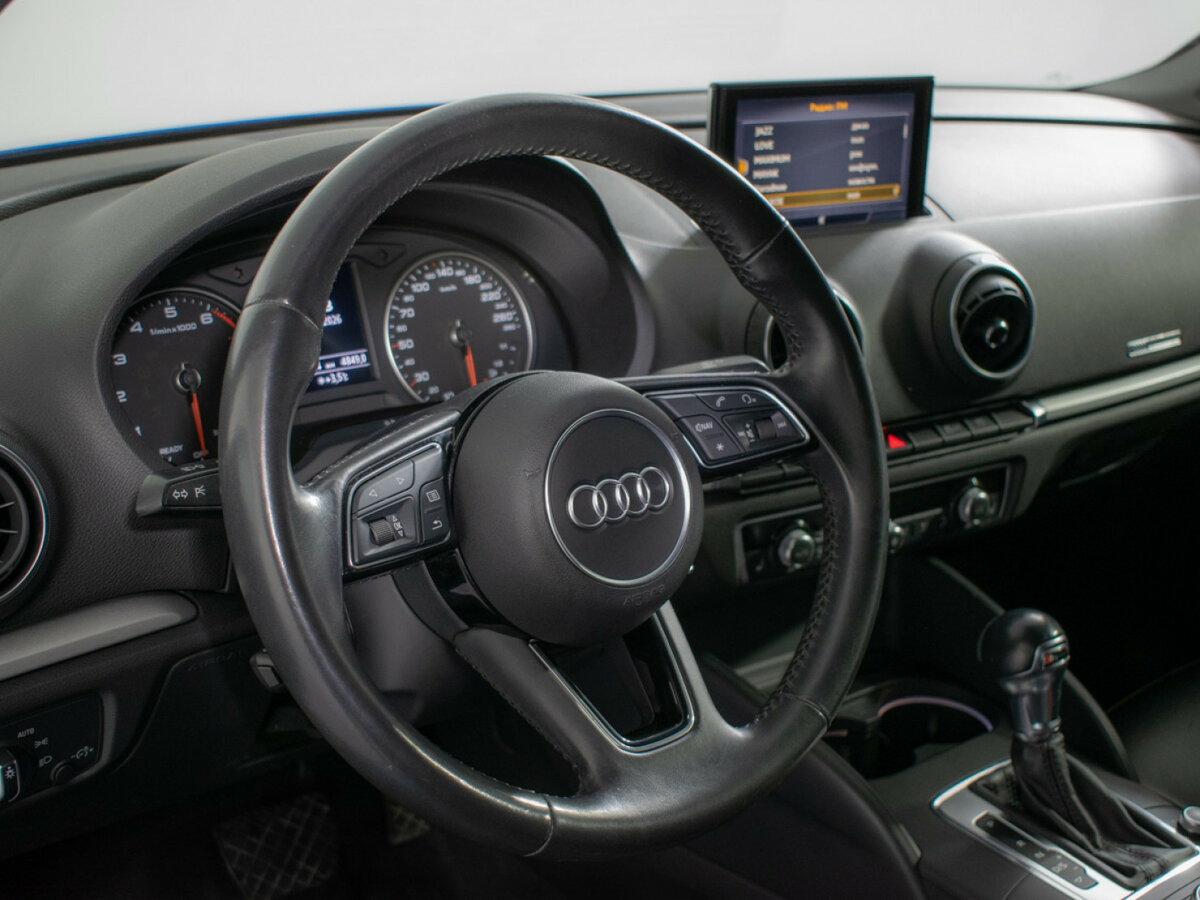 Б/У Ауди А3 2019 года. Фото: #10