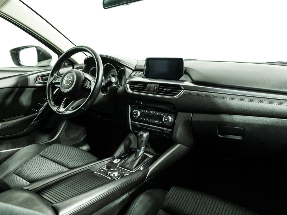 Б/У Мазда 6 2017 года. Фото: #8