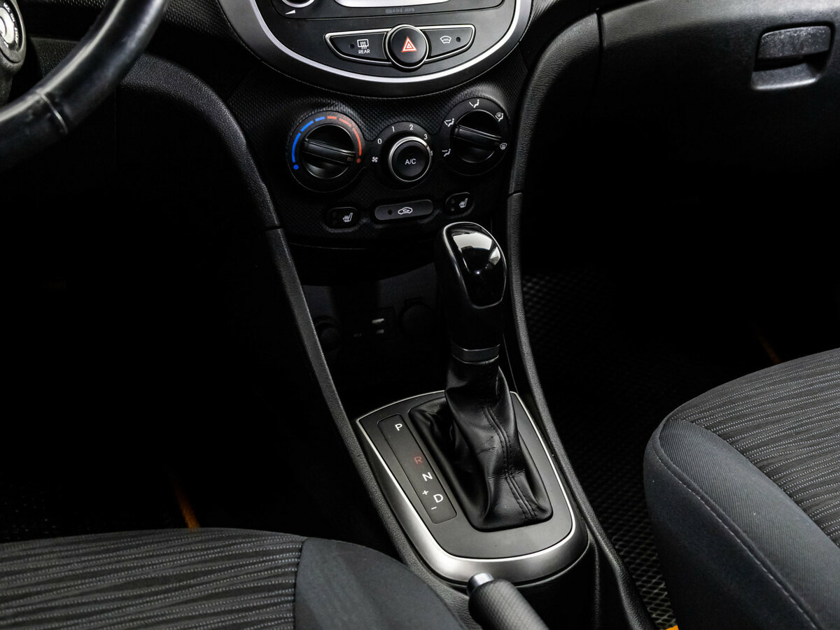 Б/У Хендай Солярис 2014 года. Фото: #9