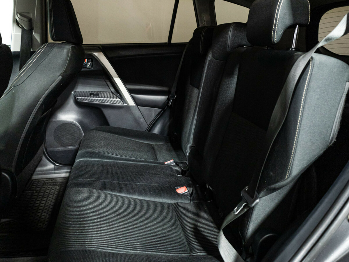 Б/У Тойота Рав4 2014 года. Фото: #9