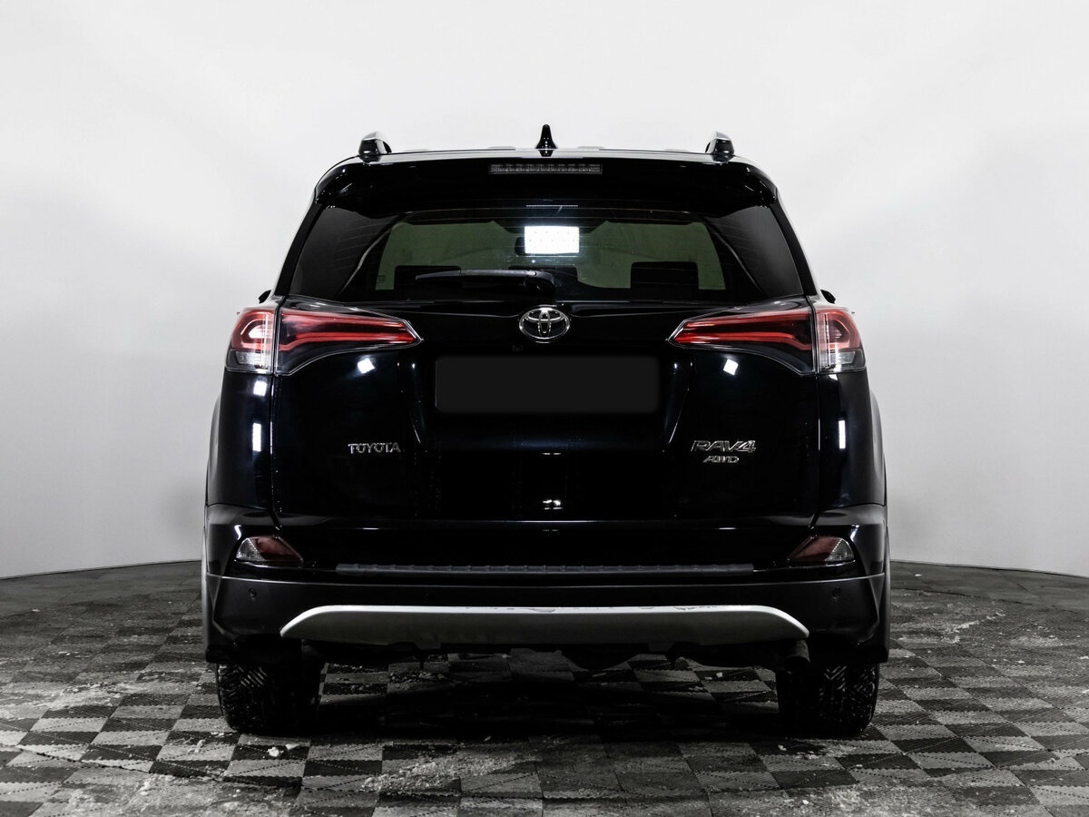 Б/У Тойота Рав4 2018 года. Фото: #4