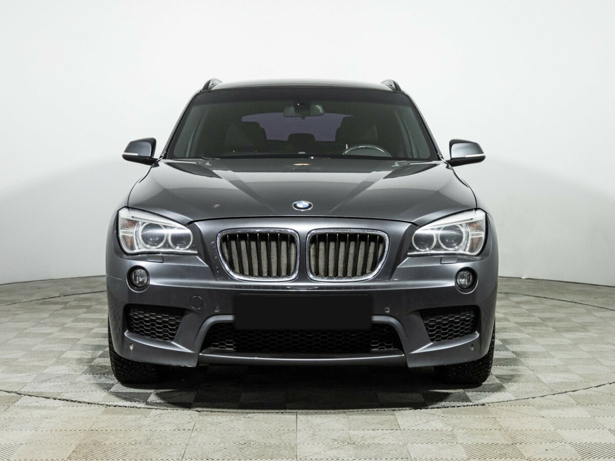 Б/У БМВ Икс1 2014 года. Фото: #1