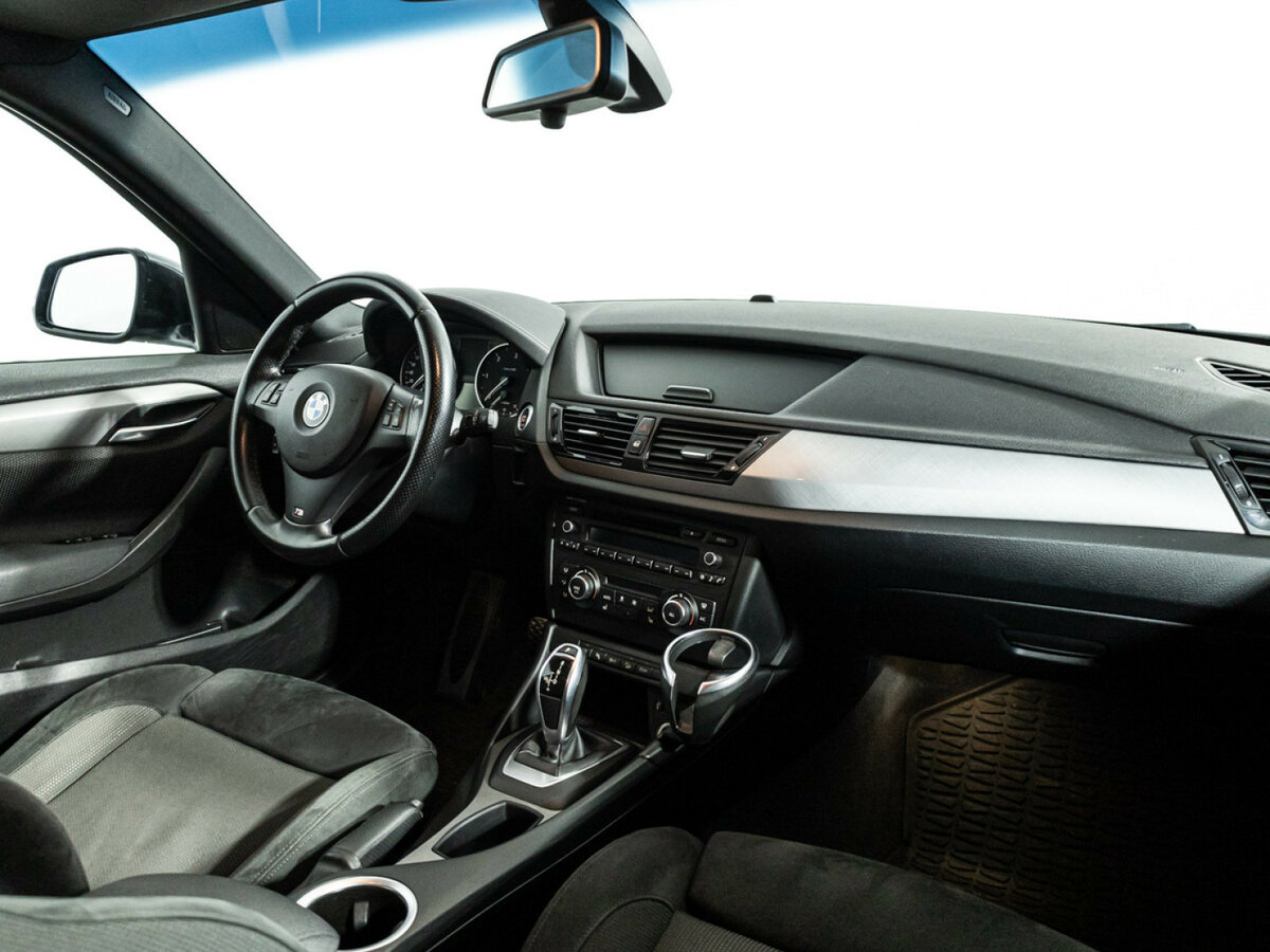 Б/У БМВ Икс1 2014 года. Фото: #8