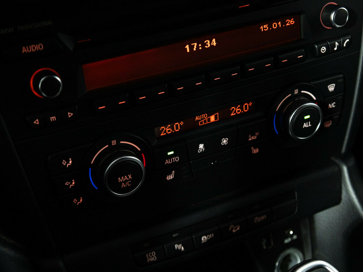 Б/У БМВ Икс1 2014 года. Фото: #14